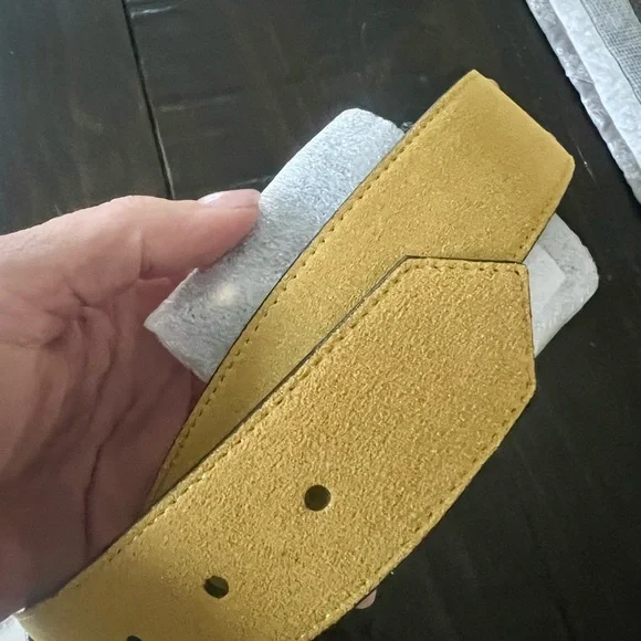 ✨ CAbi Ornament Belt – Size Large ✨ New with Tags, Never Worn - Picture 4 of 5